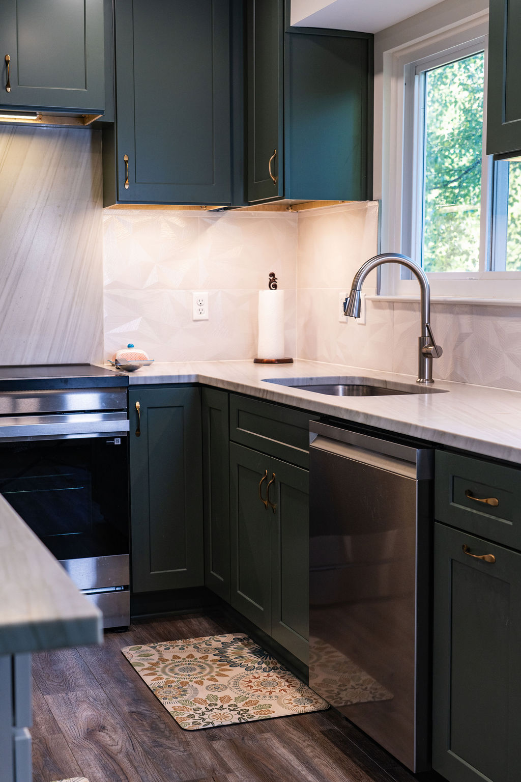Contemporary Transitional Kitchen Remodel by ATA Residential Solutions project photo 6